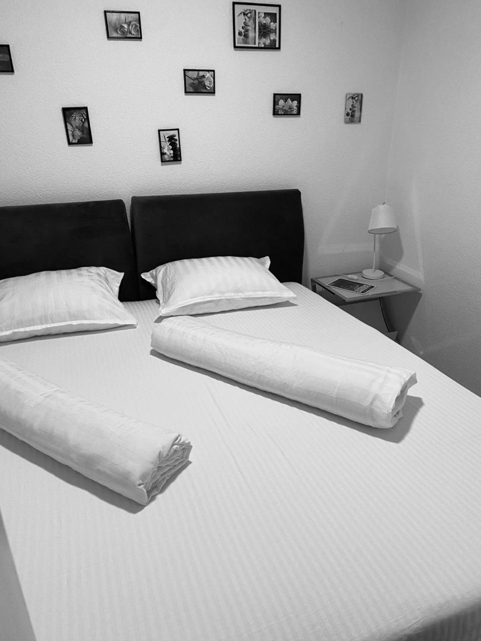 Apartment Etna! Near To Airport SJJ Exteriör bild